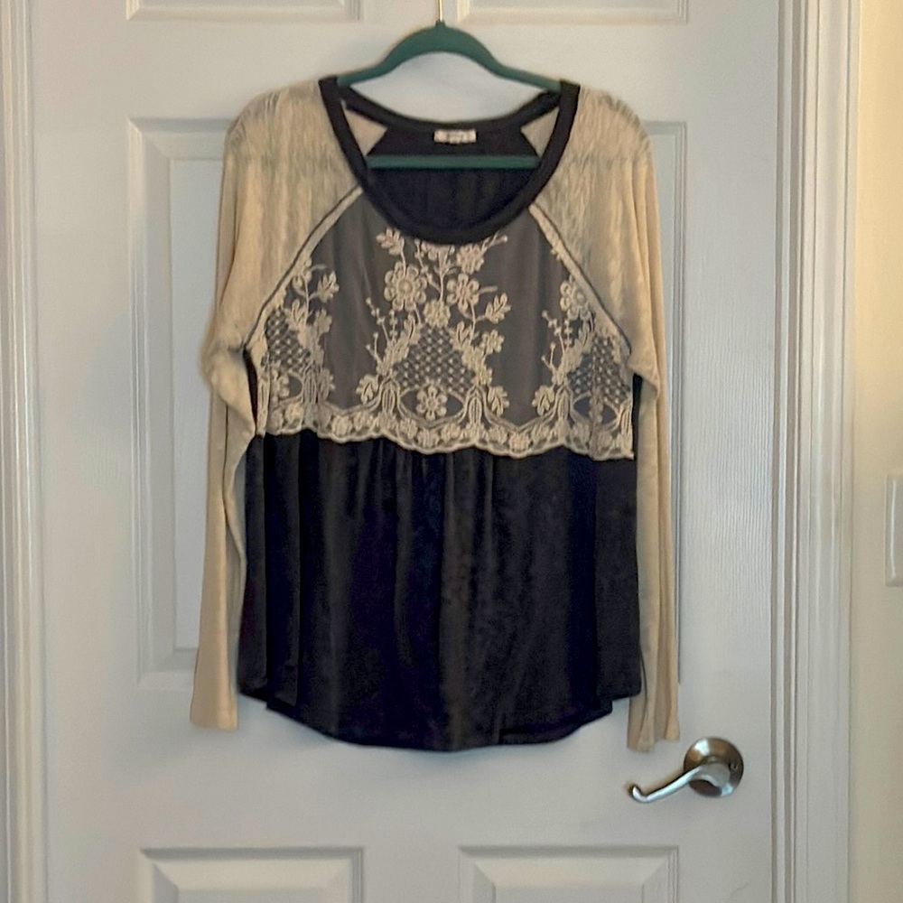 Maurices Boho Lace Patchwork Long Sleeve Top Black Beige Floral Sheer Detail